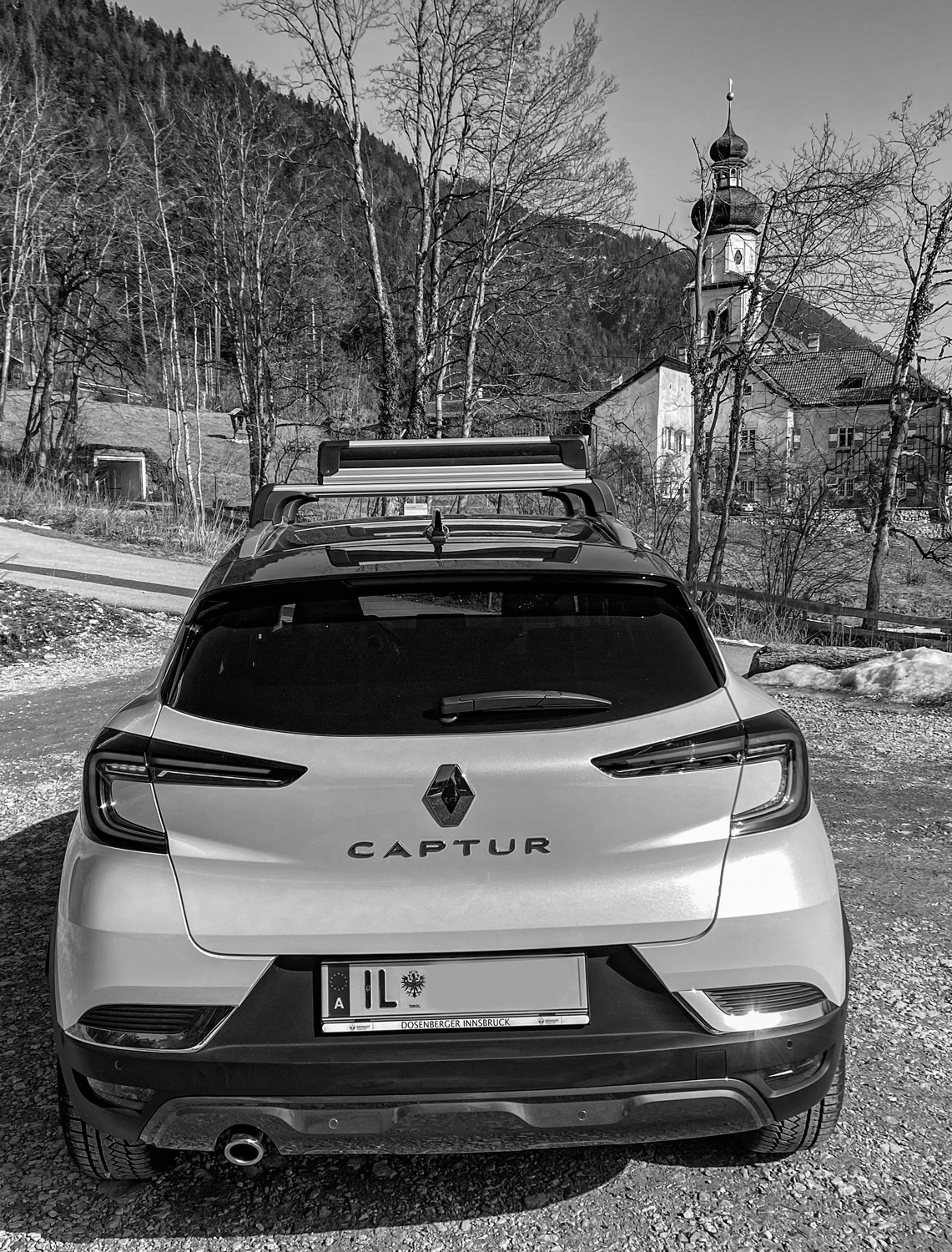 Captur Initiale Paris TCe 140 EDC PF EU6d-Full von initiale.tirol